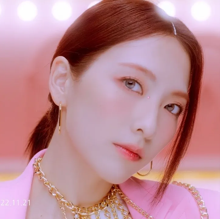 JIYOUNG KARA 2022