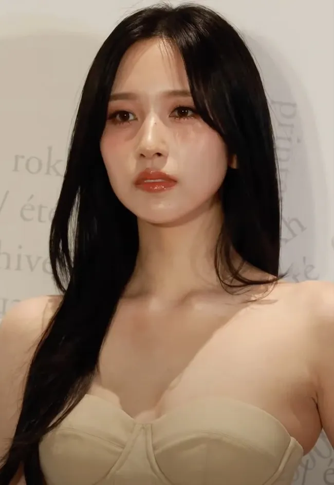 Mina H&M Rokh