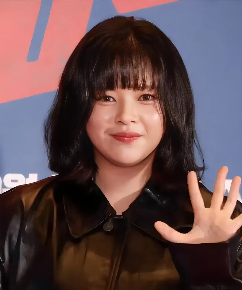 TWICE Jeongyeon VETERAN 2 September 2024
