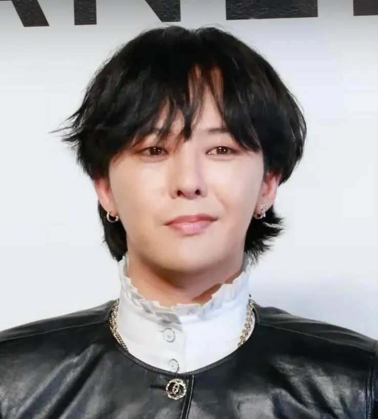 G-DRAGON CHANEL Photo Call 3