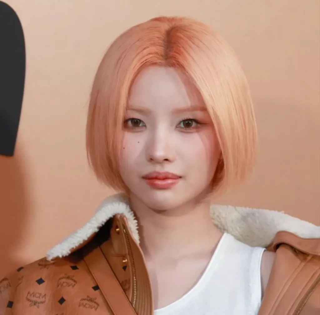Jeon Soyeon photo call 2024 03